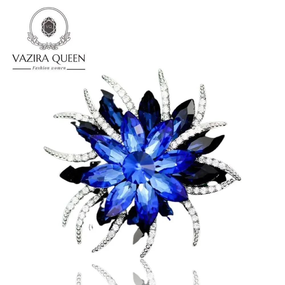 VQ Flower Wreath Brooch
